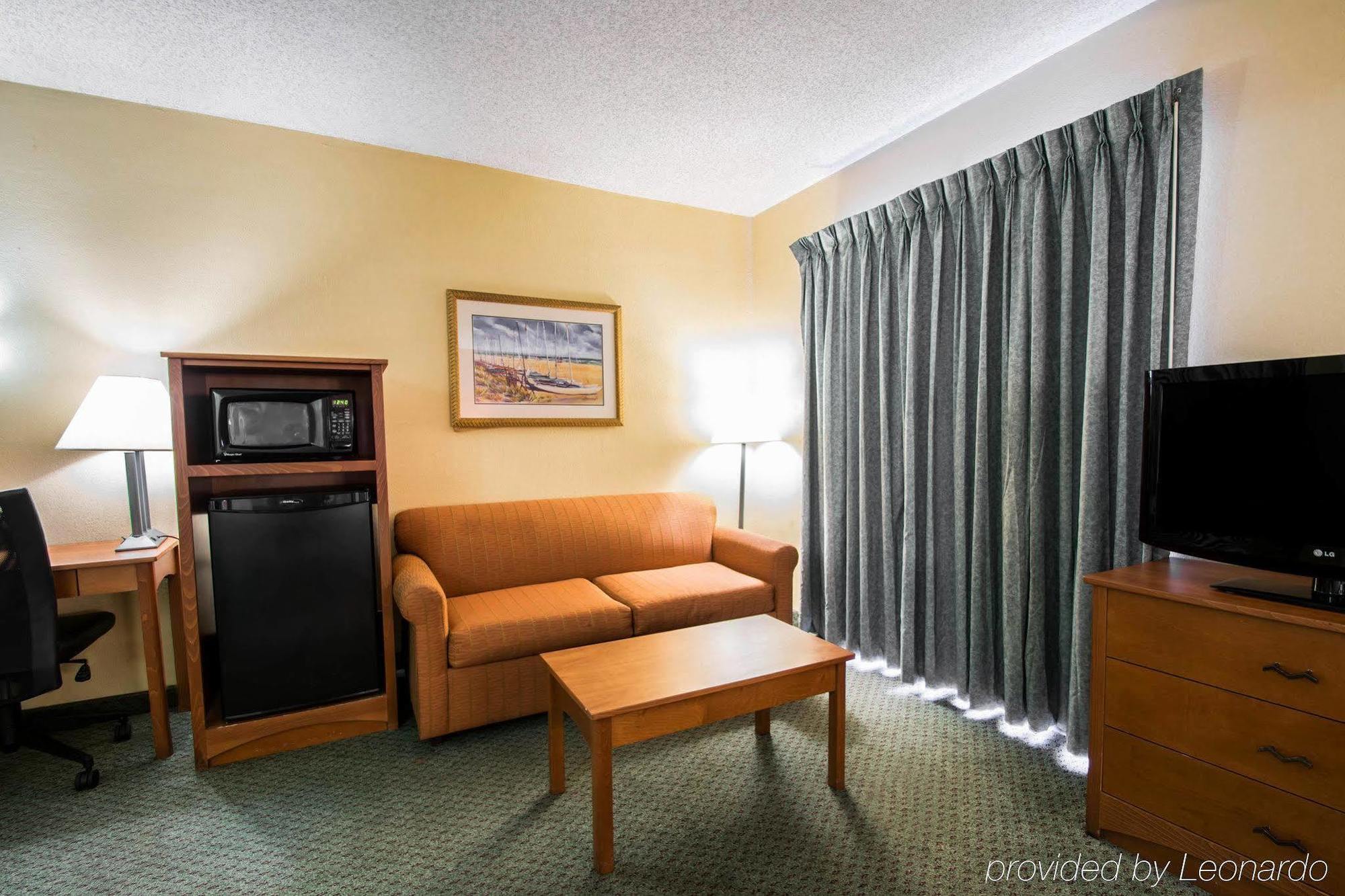 Boca Suites Deerfield Beach; Surestay Collection By BW Exterior photo